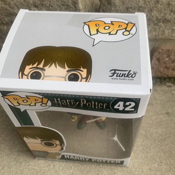 Funko Pop Harry Potter with marauders map, Vinyl figure New in box - Picture 3 of 12